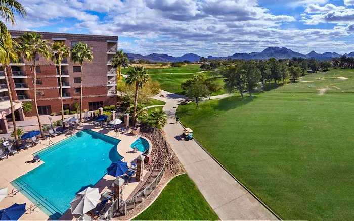 Embassy Suites by Hilton Phoenix Scottsdale 5