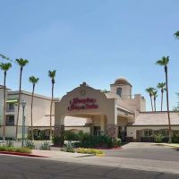 Hampton Inn & Suites Phoenix/Scottsdale ico