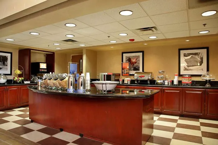 Hampton Inn & Suites Phoenix/Scottsdale 5