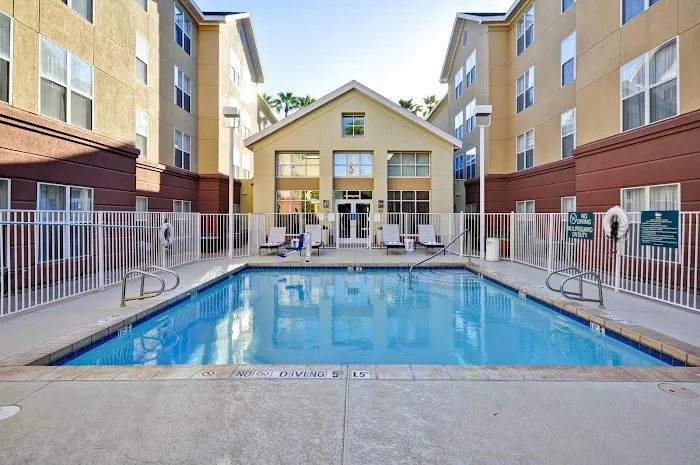 Homewood Suites by Hilton Phoenix-Biltmore 5