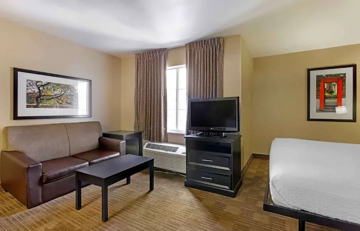 Extended Stay America - Phoenix - Biltmore 5