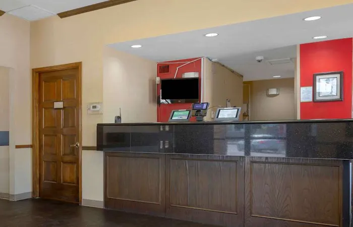 Extended Stay America Select Suites - Phoenix - Airport - E. Oak St. 5