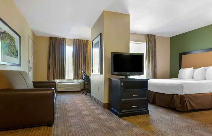 Extended Stay America Select Suites - Phoenix - Airport - E. Oak St. 5
