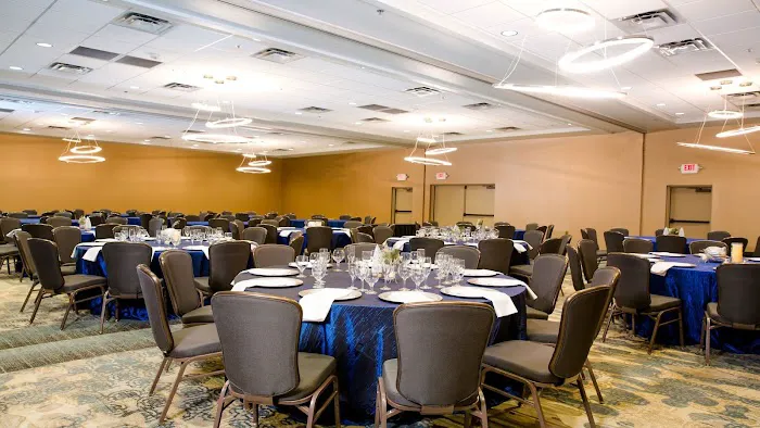 Holiday Inn & Suites Phoenix Airport North by IHG 5