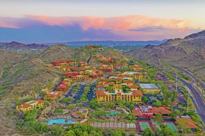 Hilton Phoenix Tapatio Cliffs Resort 5