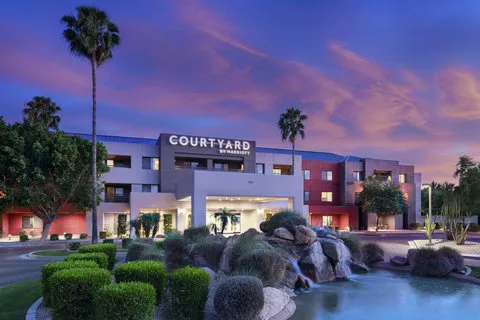 Courtyard Scottsdale North 5