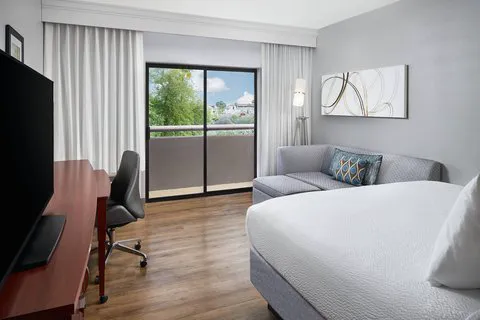 Courtyard Scottsdale North 5