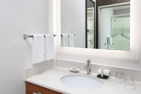 SpringHill Suites Scottsdale North 5