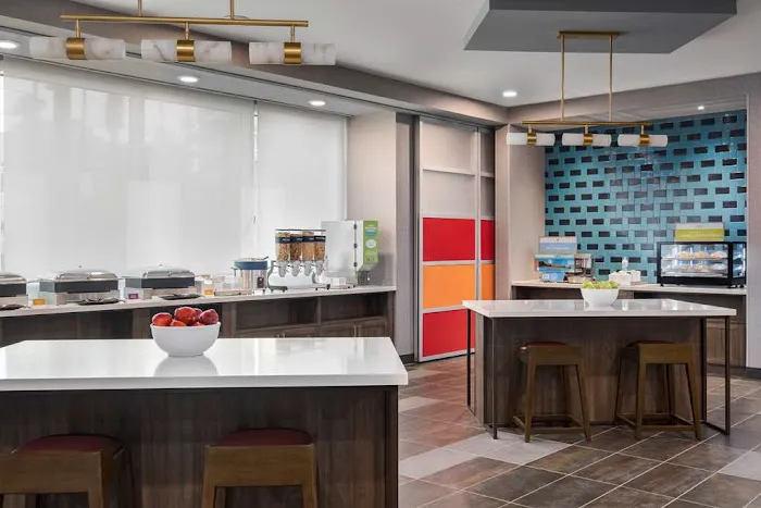 Home2 Suites by Hilton Phoenix Midtown 5