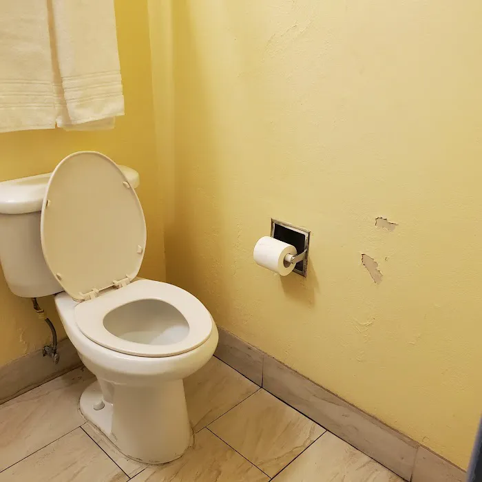 SureStay by Best Western Phoenix Airport 5