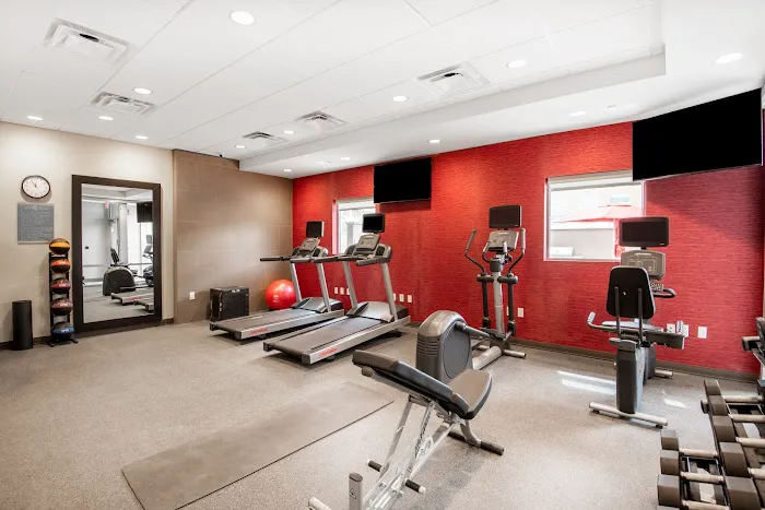 Home2 Suites by Hilton Phoenix Airport North 5