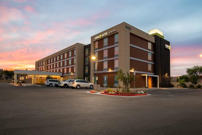 Home2 Suites by Hilton Phoenix Airport North 5