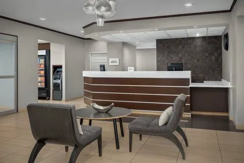 Residence Inn Phoenix Airport 5