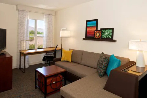 Residence Inn Phoenix Airport 5