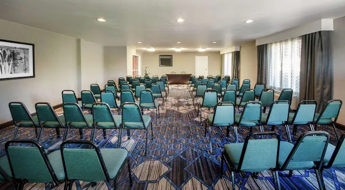 Hampton Inn Phoenix-Airport North 5