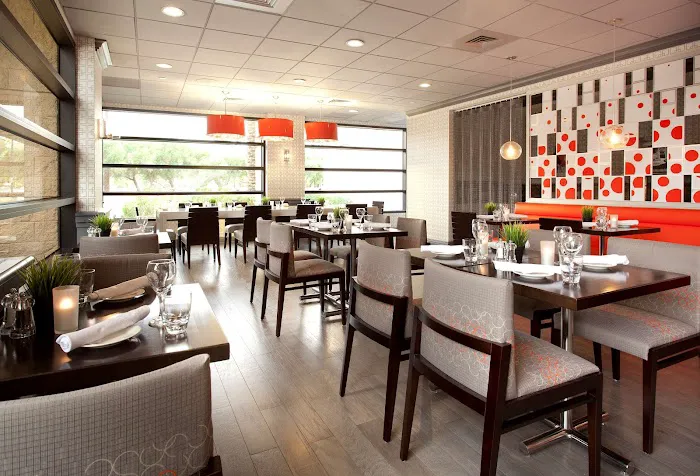Radisson Hotel Phoenix Airport 5