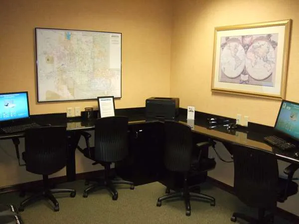 Radisson Hotel Phoenix Airport 5