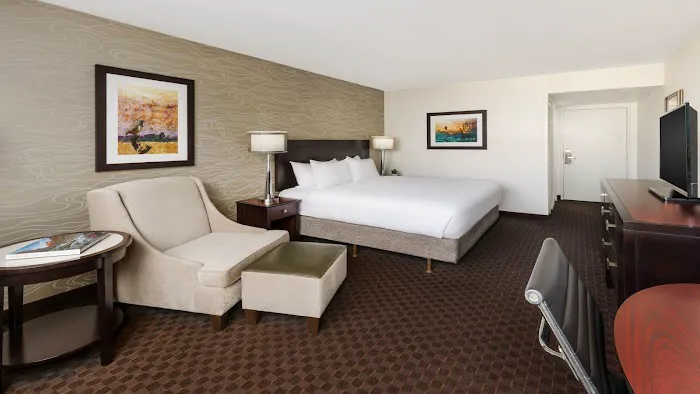 Crowne Plaza Phoenix Airport - PHX 5