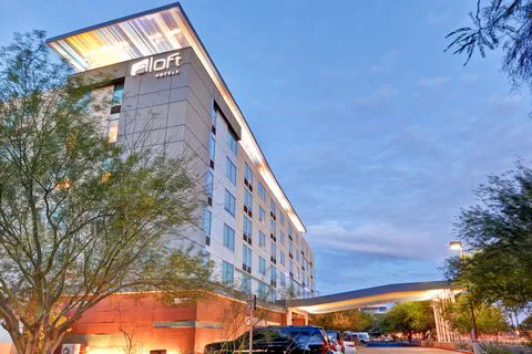 Aloft Phoenix-Airport 5