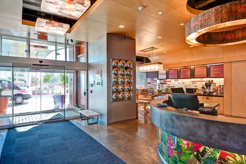 Aloft Phoenix-Airport 5