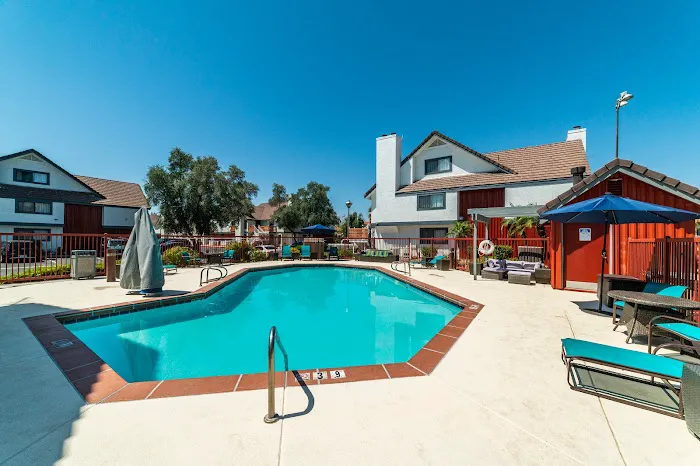 Metro Phoenix : All Inclusive Living 5