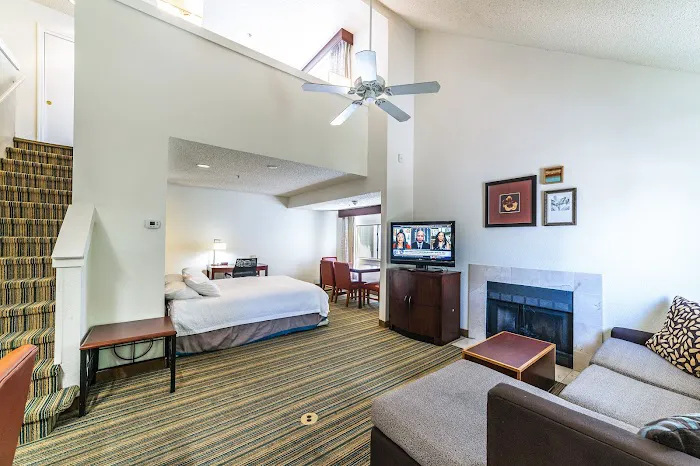 Metro Phoenix : All Inclusive Living 5