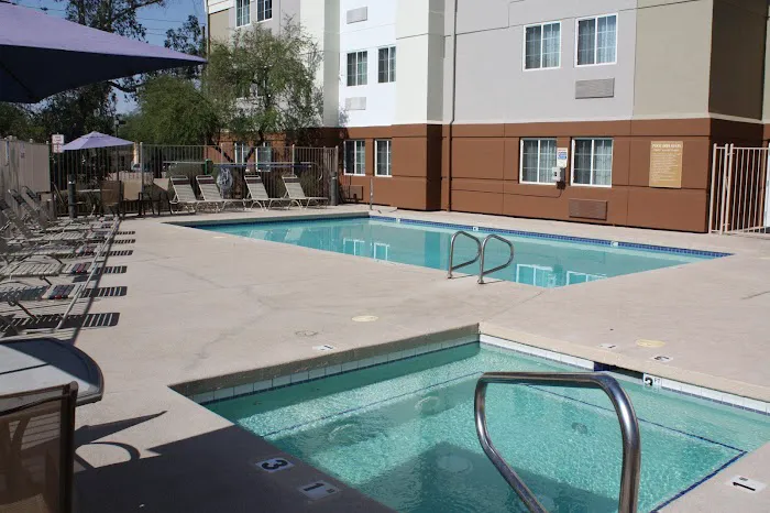 Sonesta Simply Suites Phoenix Glendale 5