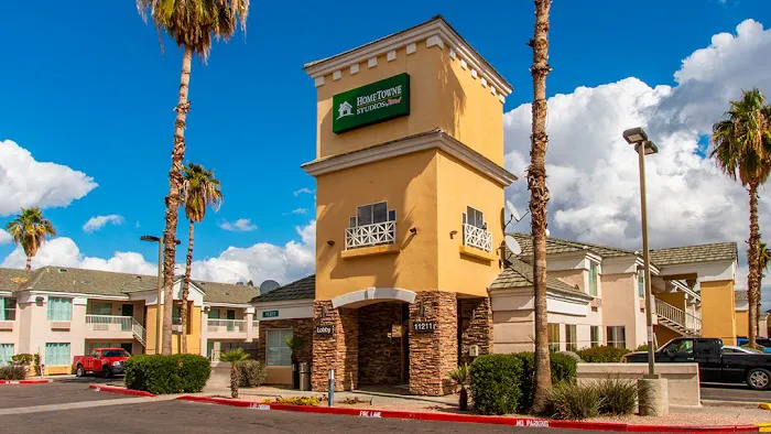 HomeTowne Studios Phoenix - Black Canyon Highway 5