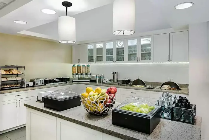 MainStay Suites 5