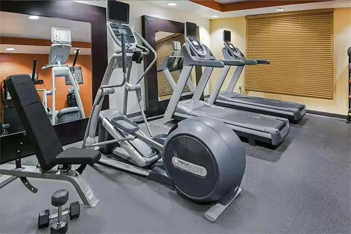 MainStay Suites 5