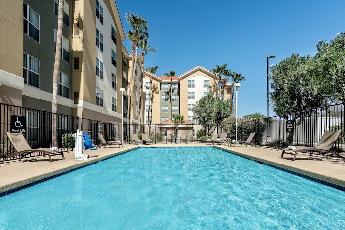 Mainstay Suites Phoenix-Metro Center 5