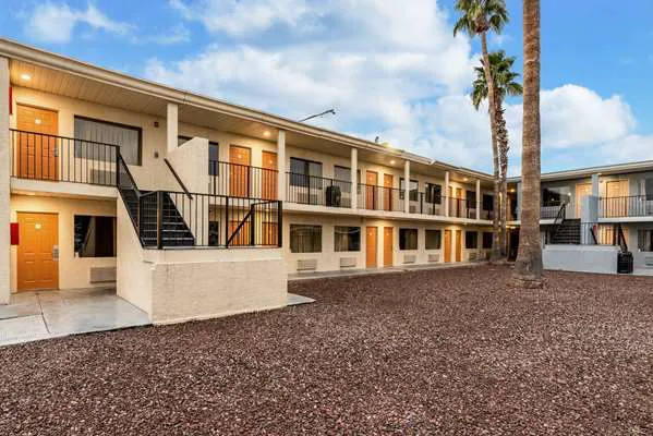 Rodeway Inn Phoenix North I-17 5