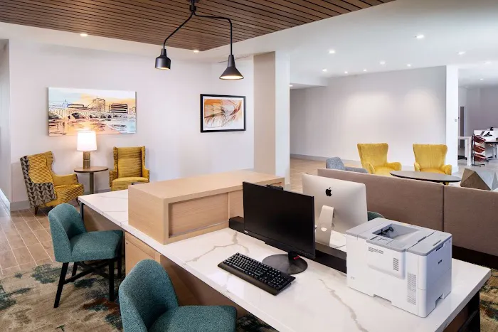 Hyatt House North Scottsdale 5