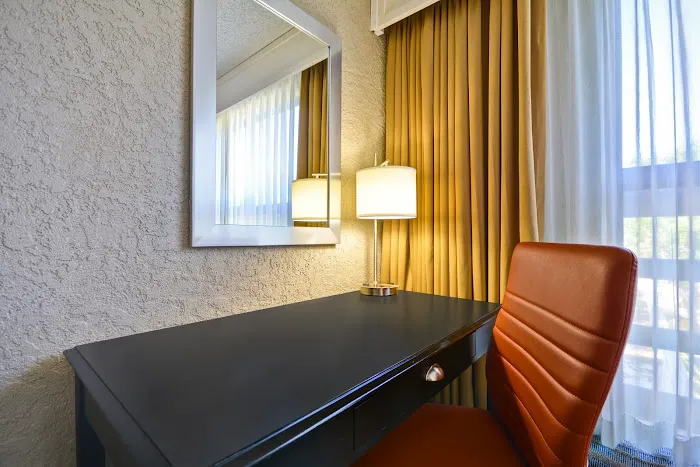 DoubleTree by Hilton Phoenix North 5