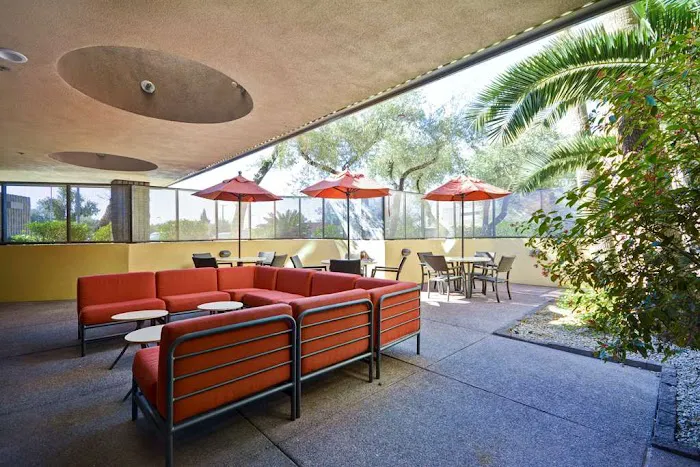 DoubleTree by Hilton Phoenix North 5