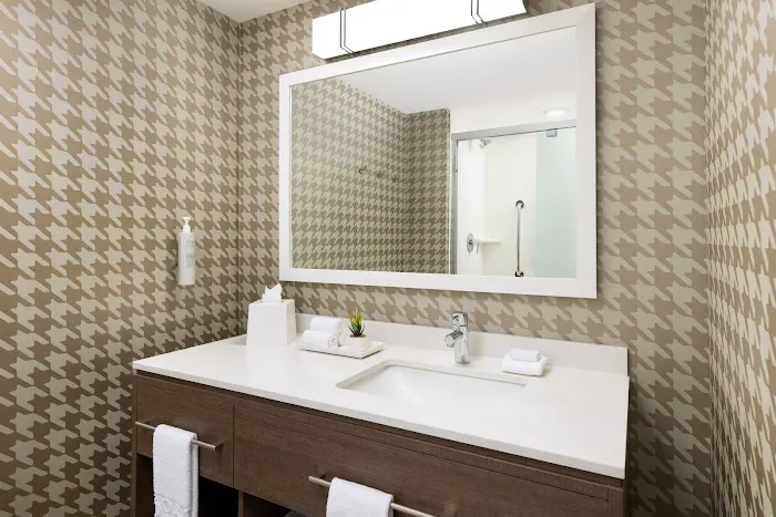 Home2 Suites by Hilton Scottsdale North 5