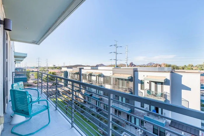 CozySuites Phoenix 5