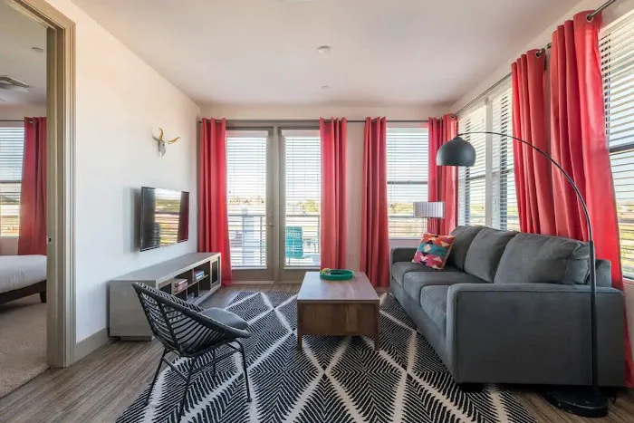 CozySuites Phoenix 5