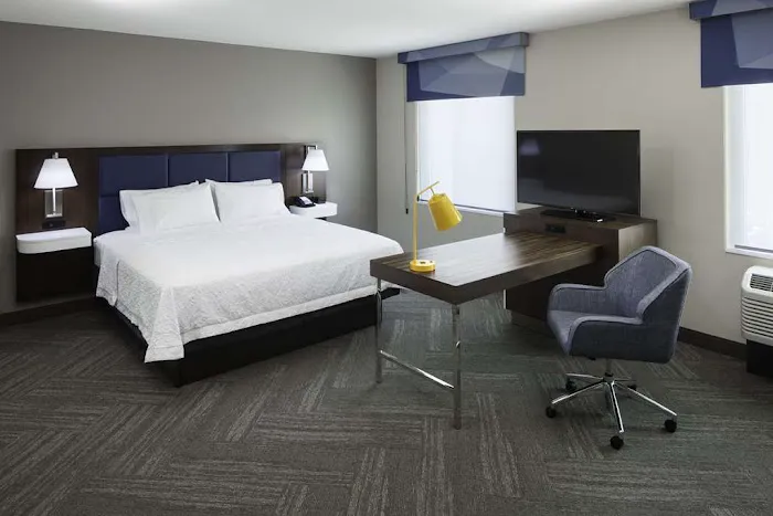 Hampton Inn & Suites Phoenix Downtown 5