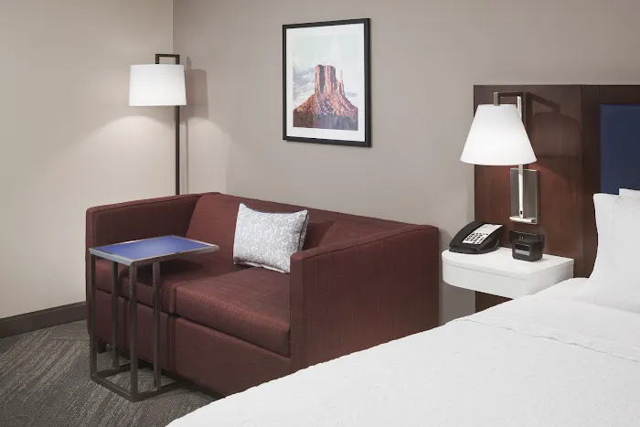 Hampton Inn & Suites Phoenix Downtown 5