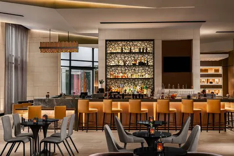 AC Hotel Phoenix Downtown 5