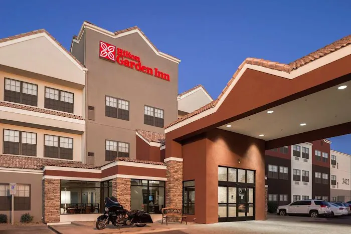 Hilton Garden Inn Phoenix Airport 5
