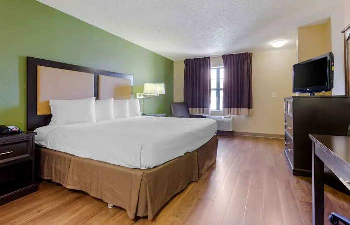 Extended Stay America - Phoenix - Airport 5