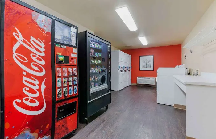 Extended Stay America - Phoenix - Airport 5