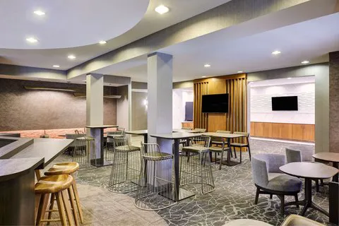 SpringHill Suites Phoenix Downtown 5