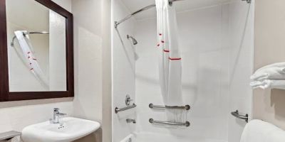 Red Roof Inn Phoenix North – I-17 at Bell Rd