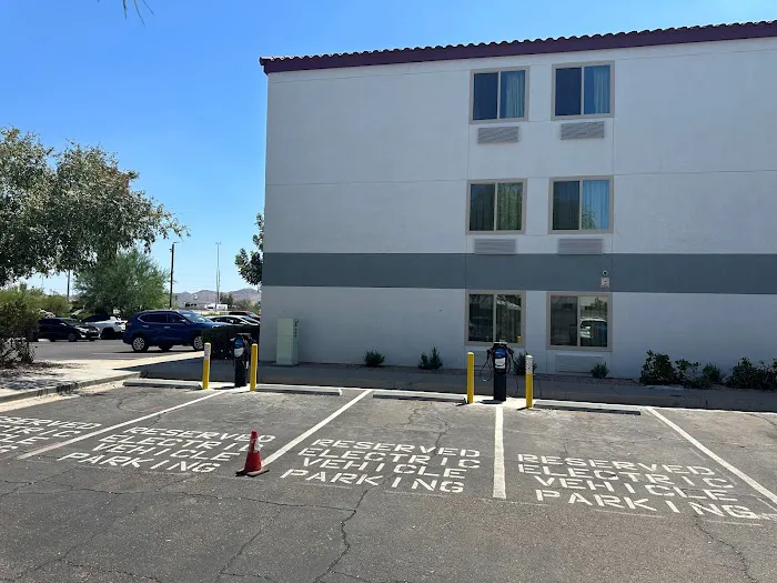 Red Roof Inn Phoenix North – I-17 at Bell Rd 5