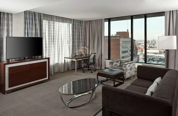 Hilton Garden Inn Phoenix Downtown 5