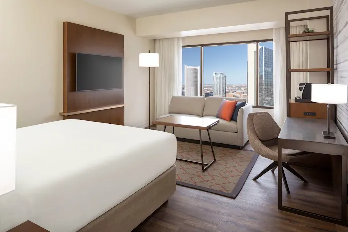 Hyatt Regency Phoenix 5