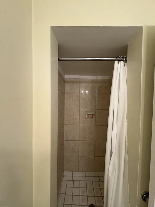 Central Phoenix hotel 5